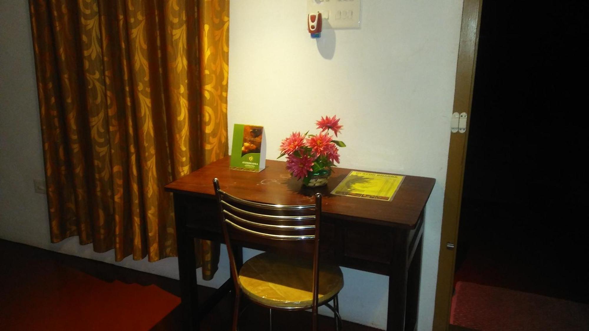 Marari Nadiya Otel Mararikulam Oda fotoğraf