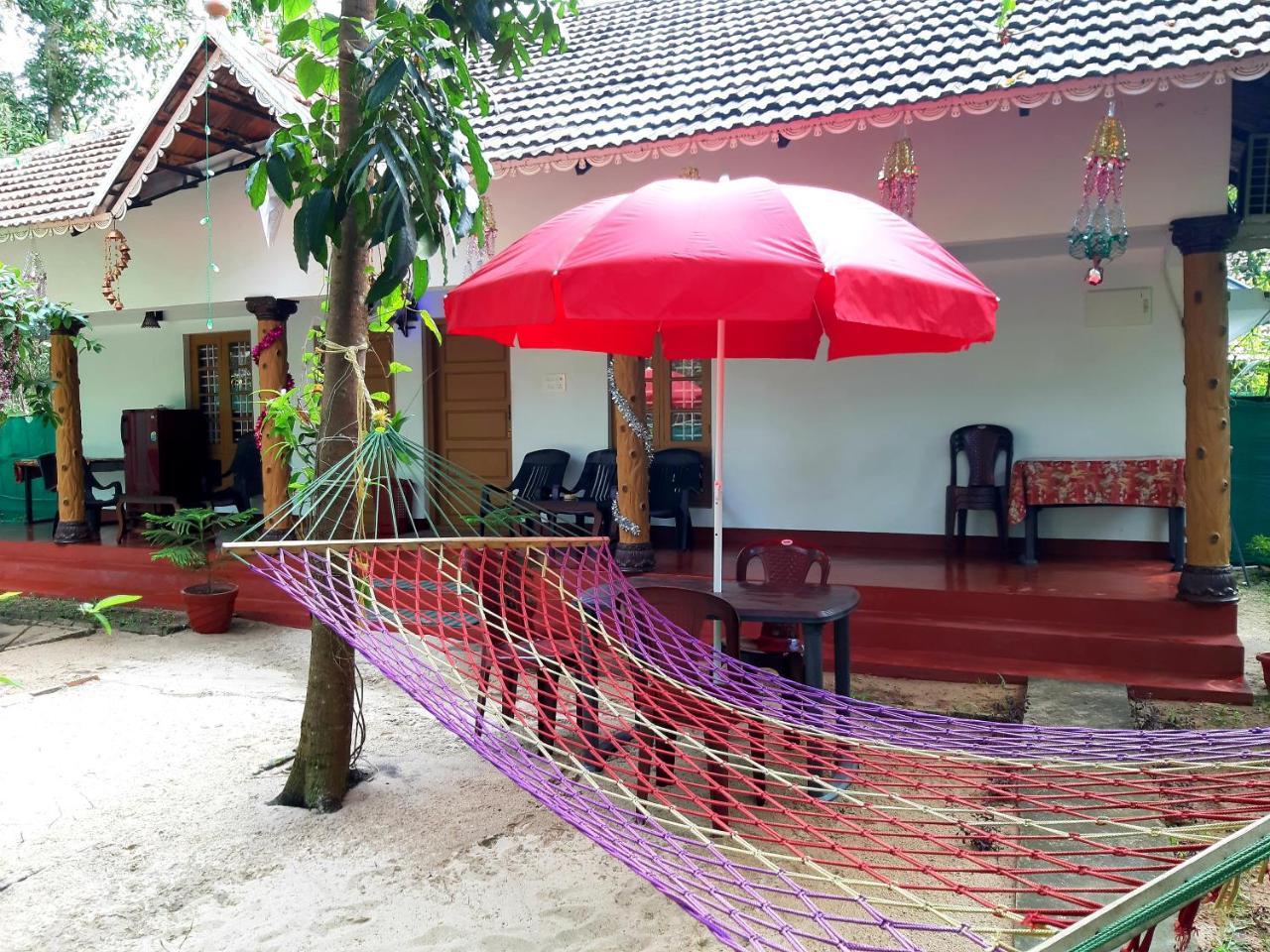 Marari Nadiya Otel Mararikulam Oda fotoğraf